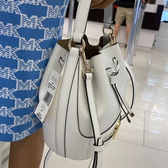 MICHAEL KORS
Reed Medium Pebbled Leather Bucket Bag Satchel Crossbody Handbag - Picture 13 of 16